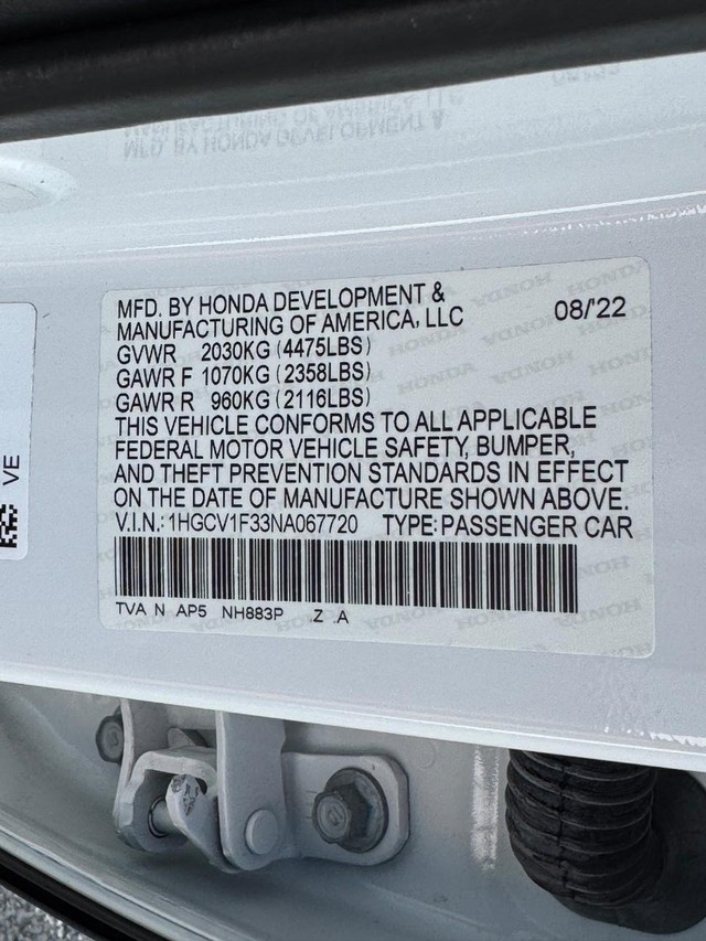 Honda Accord Sedan Vehicle Full-screen Gallery Image 26