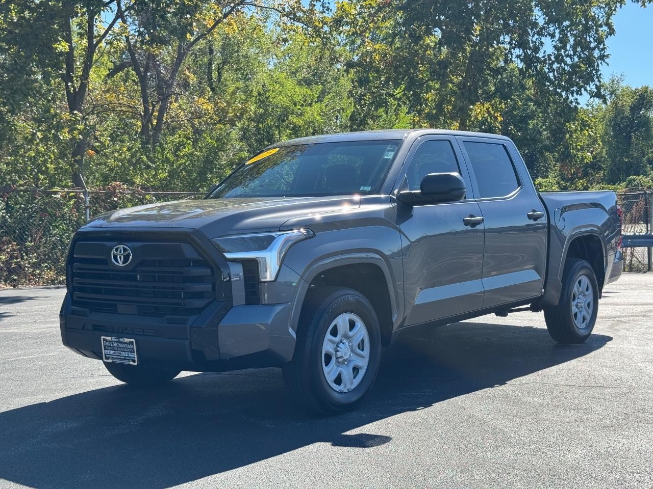 Toyota Tundra 4WD Vehicle Full-screen Gallery Image 08