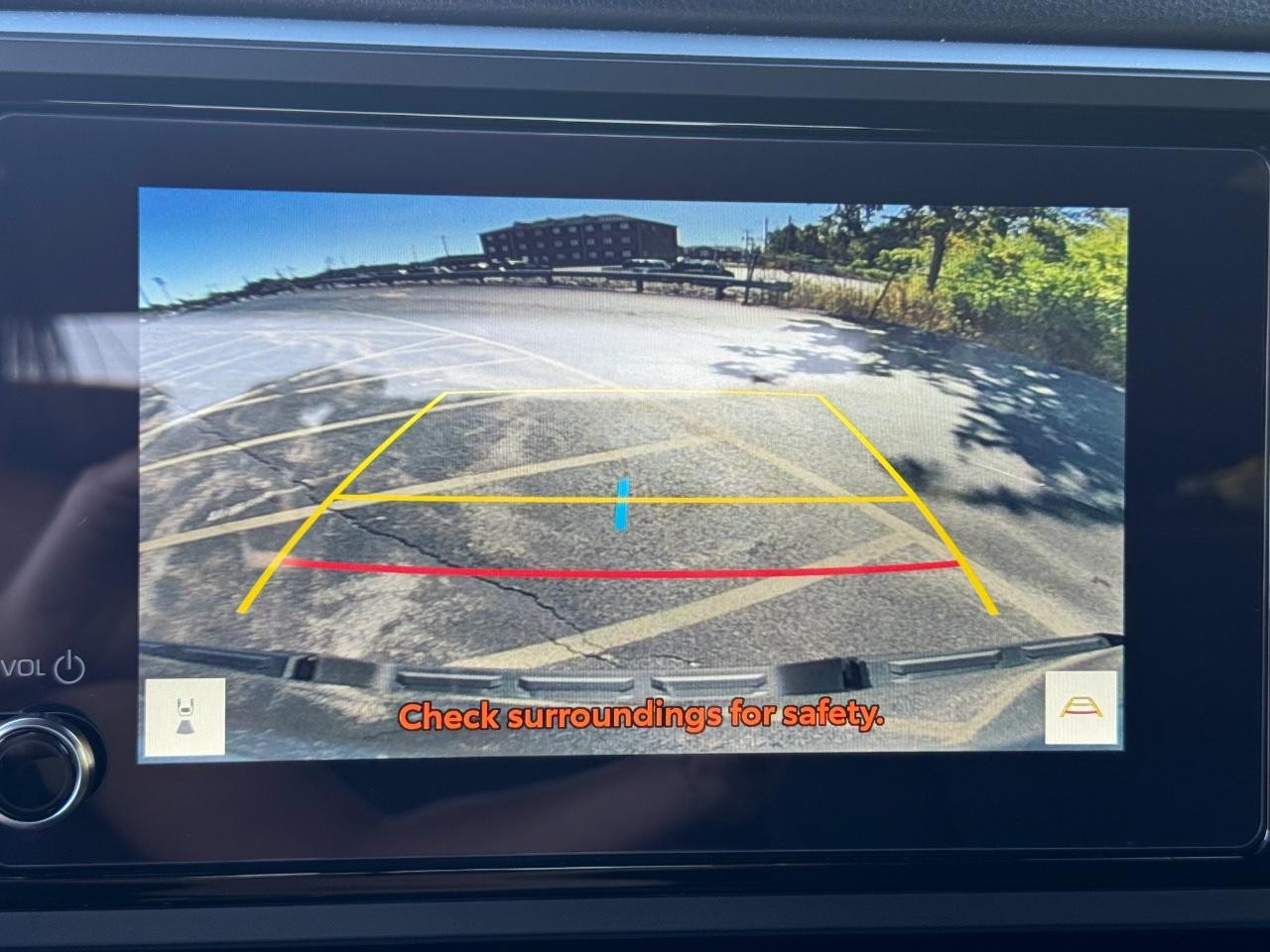 Toyota Tundra 4WD Vehicle Full-screen Gallery Image 22