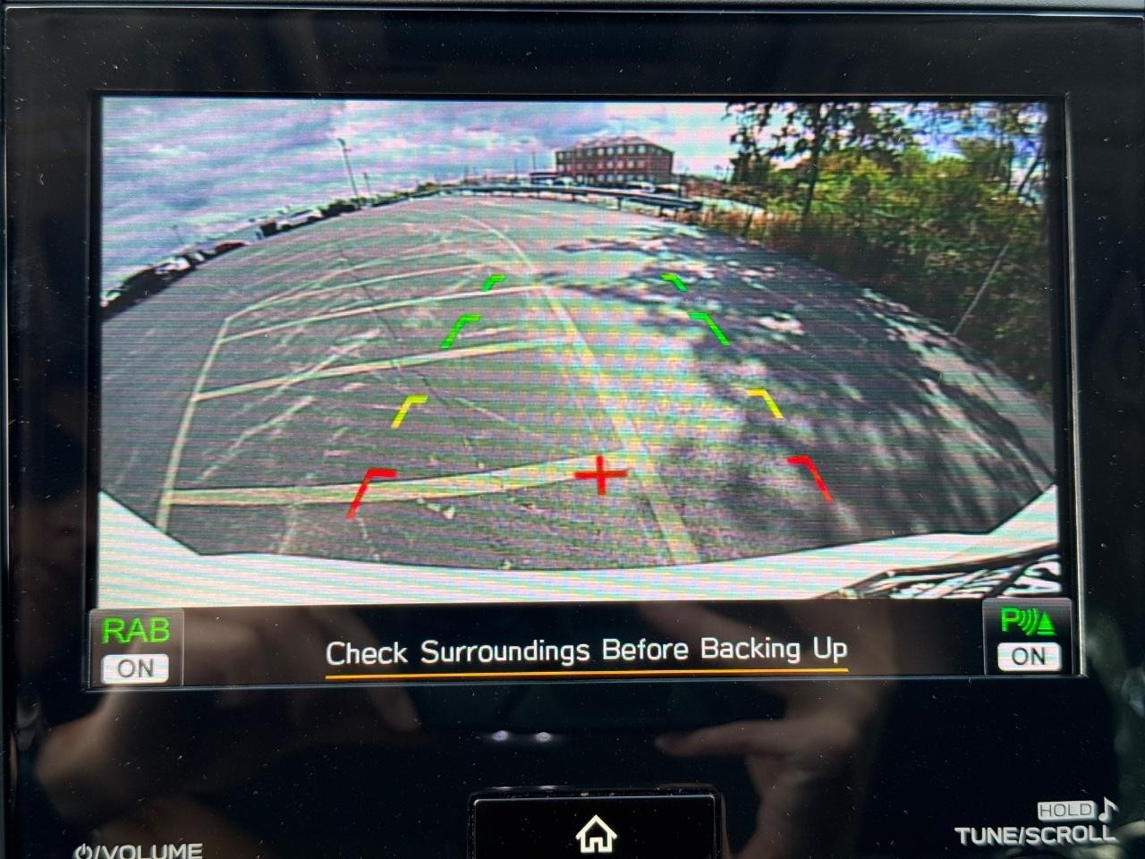 Subaru Forester Vehicle Full-screen Gallery Image 24