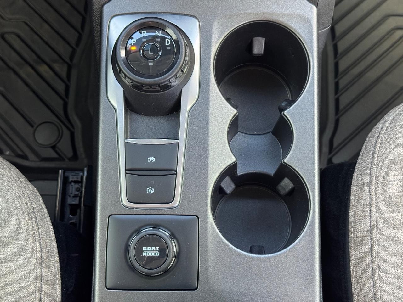 Ford Bronco Sport Vehicle Full-screen Gallery Image 15