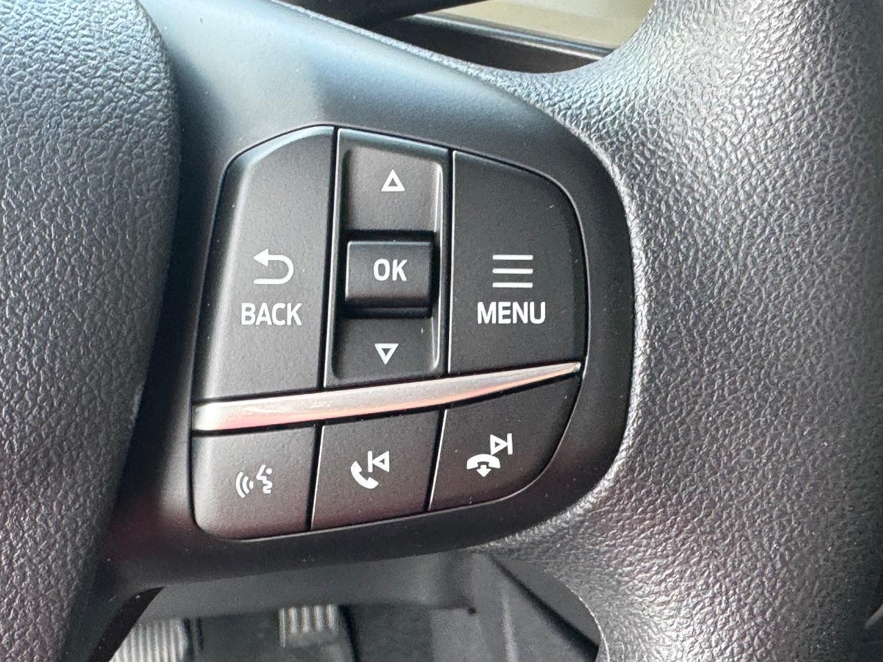 Ford Bronco Sport Vehicle Full-screen Gallery Image 21