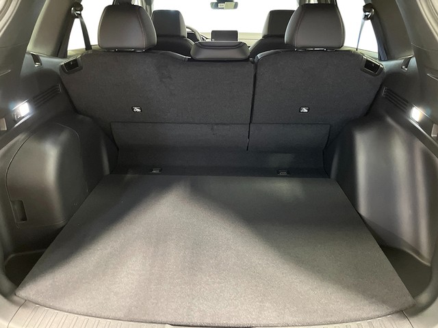 Honda CR-V Hybrid Vehicle Full-screen Gallery Image 24