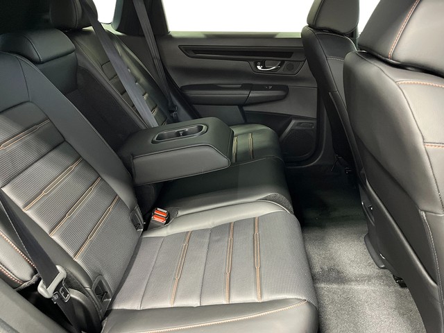 Honda CR-V Hybrid Vehicle Full-screen Gallery Image 25