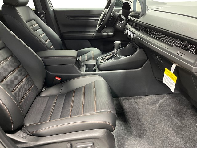 Honda CR-V Hybrid Vehicle Full-screen Gallery Image 26