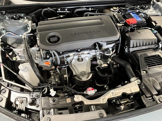 Honda Civic Hatchback Vehicle Full-screen Gallery Image 12