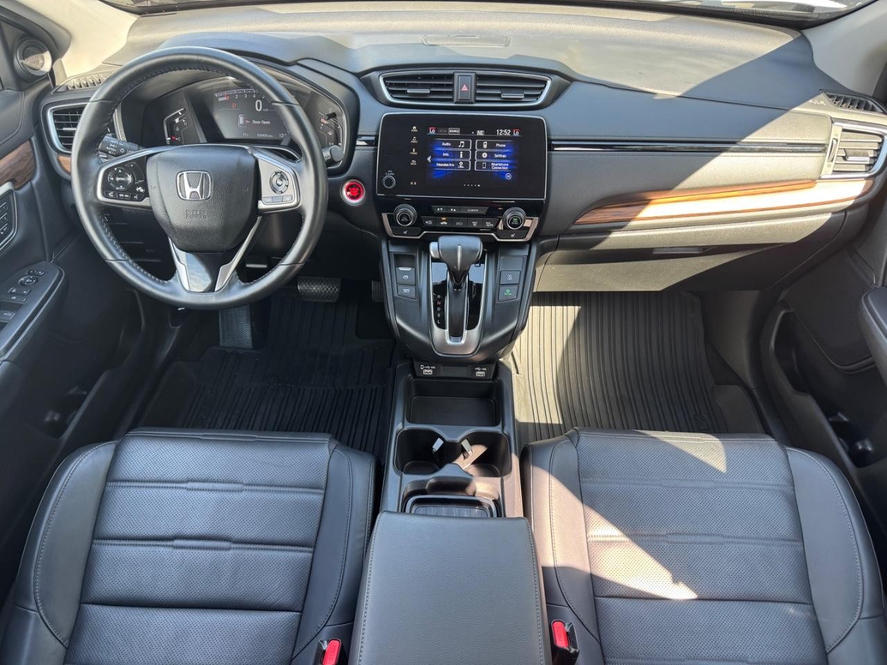 Honda CR-V Vehicle Full-screen Gallery Image 11