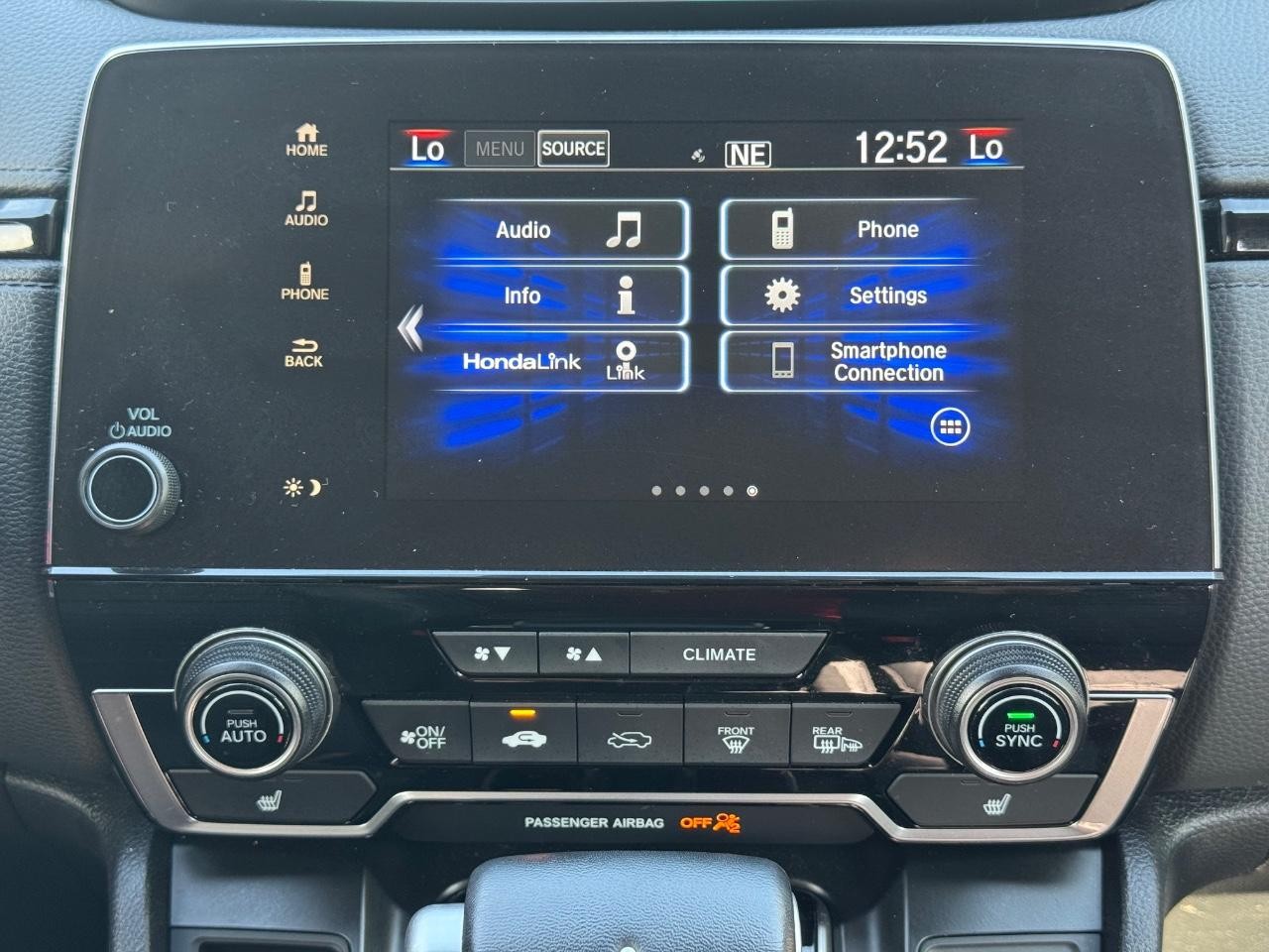 Honda CR-V Vehicle Full-screen Gallery Image 13