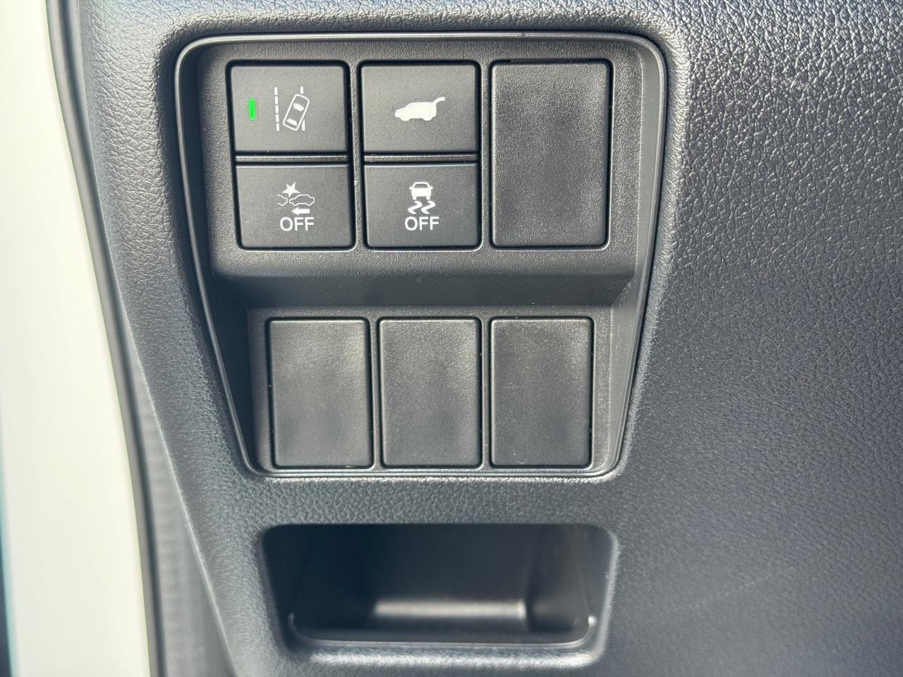 Honda CR-V Vehicle Full-screen Gallery Image 22