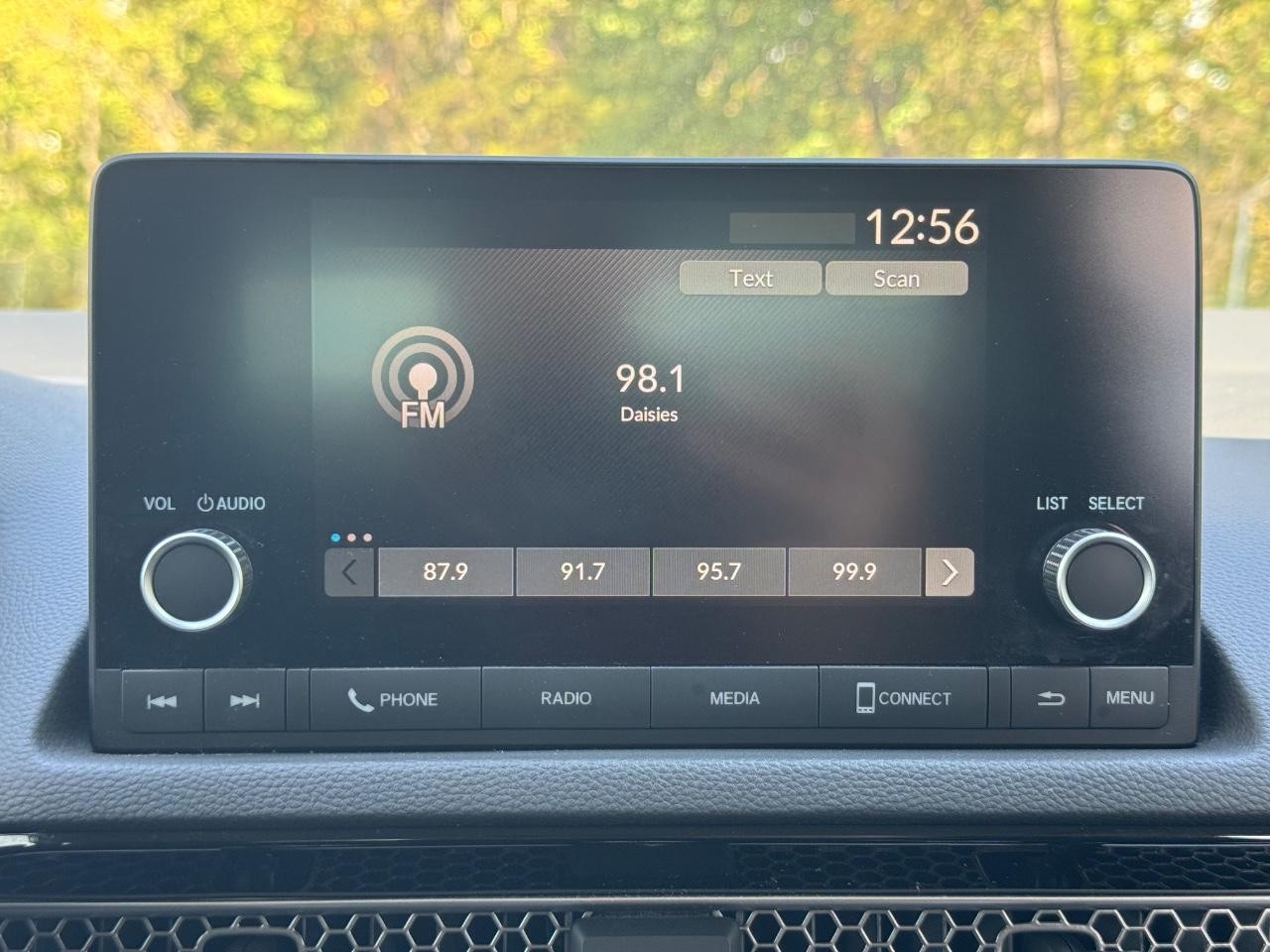 Honda Civic Sedan Vehicle Full-screen Gallery Image 13