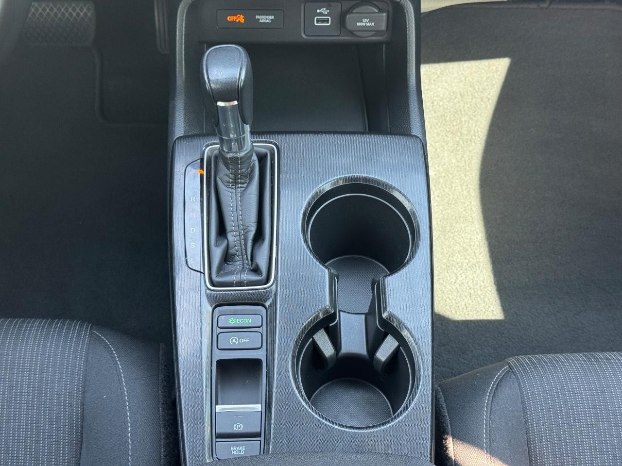 Honda Civic Sedan Vehicle Full-screen Gallery Image 15