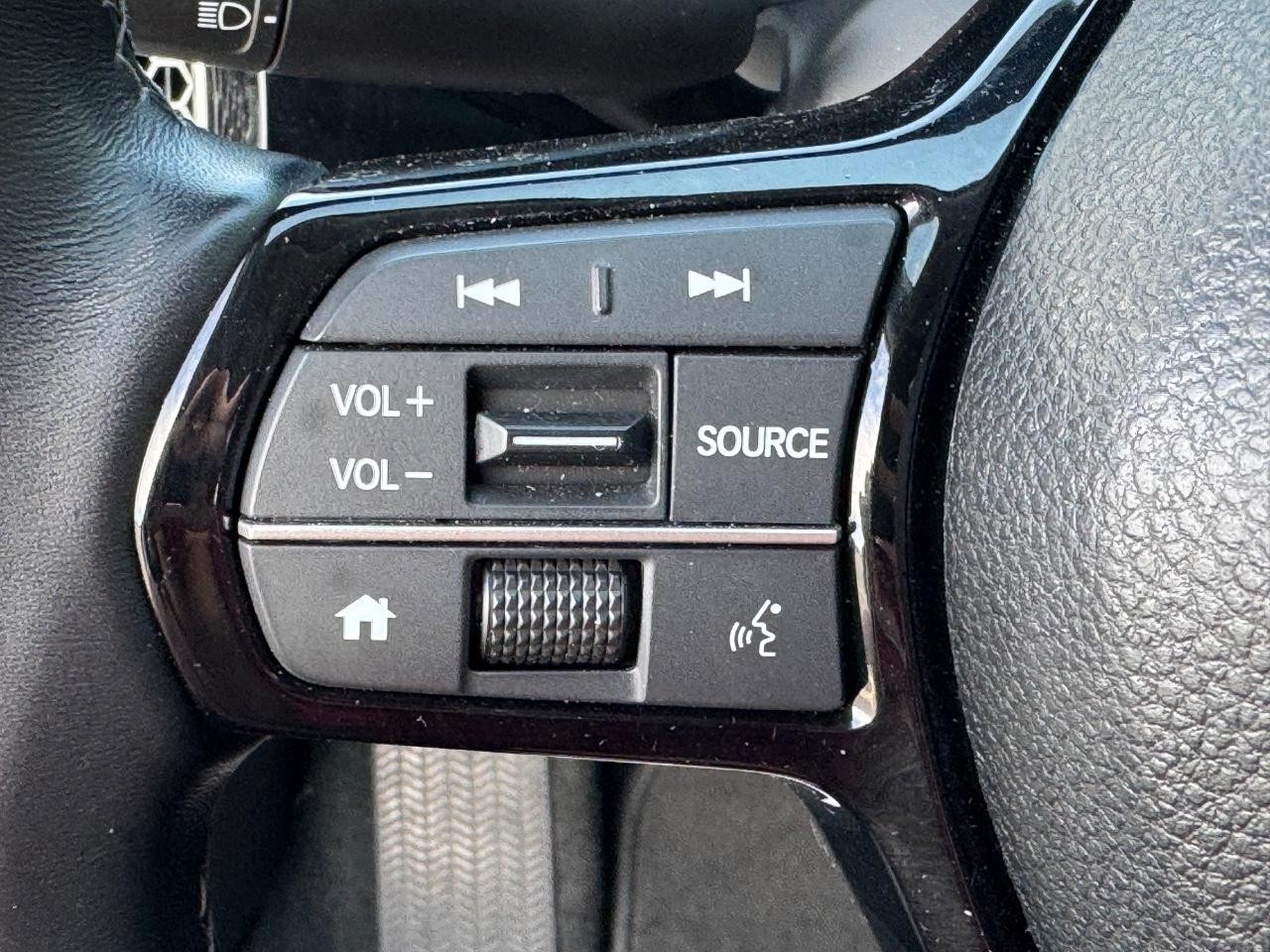 Honda Civic Sedan Vehicle Full-screen Gallery Image 20