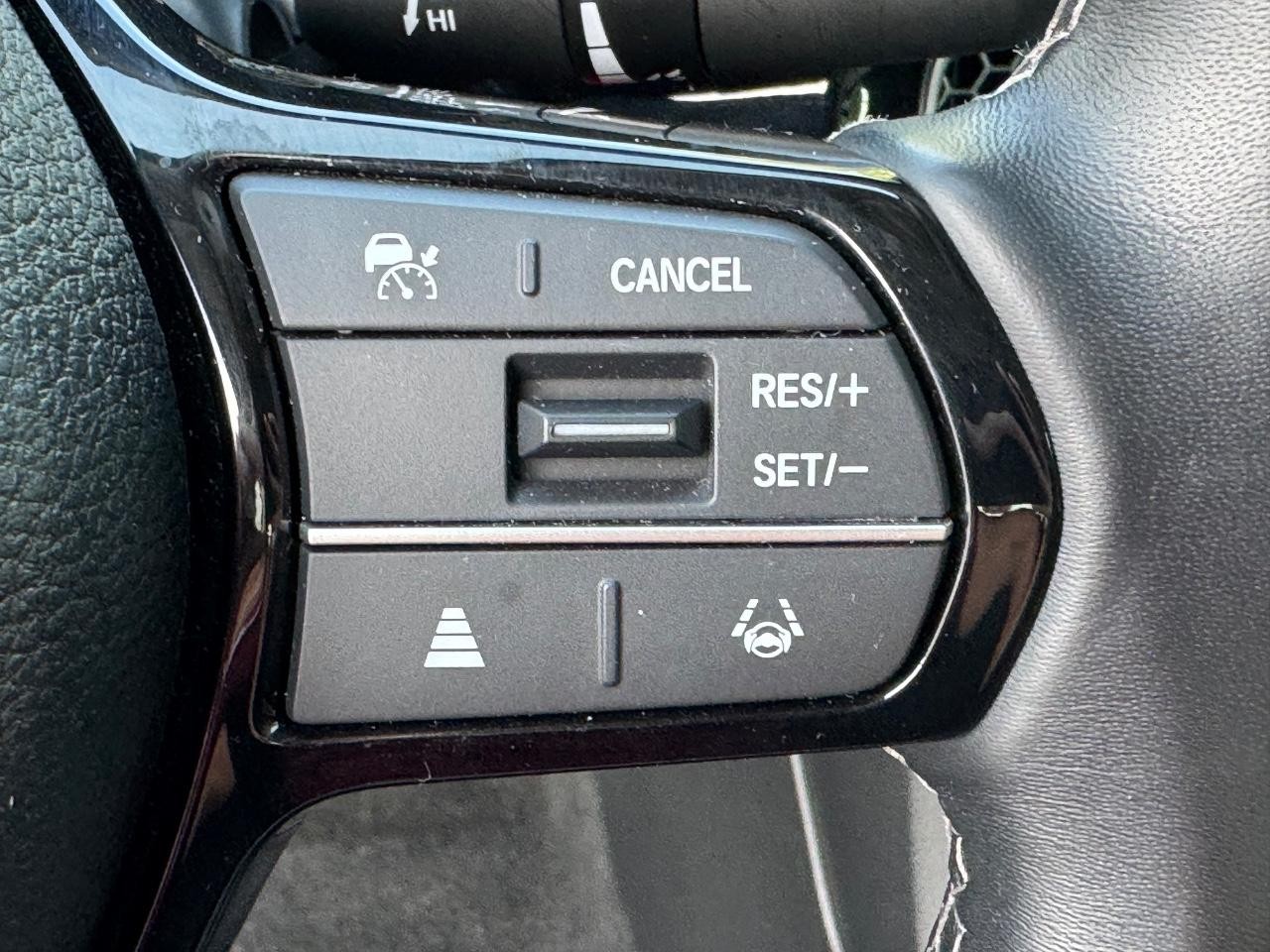 Honda Civic Sedan Vehicle Full-screen Gallery Image 21