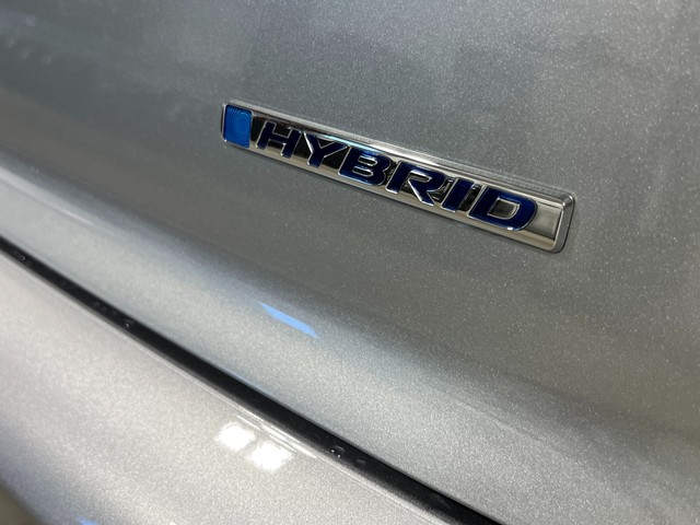 Honda Accord Hybrid Vehicle Full-screen Gallery Image 06