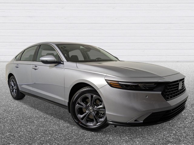 Honda Accord Hybrid Vehicle Full-screen Gallery Image 09