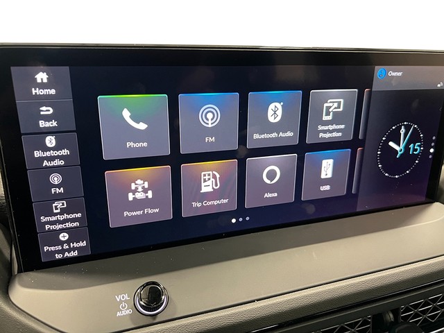 Honda Accord Hybrid Vehicle Full-screen Gallery Image 23