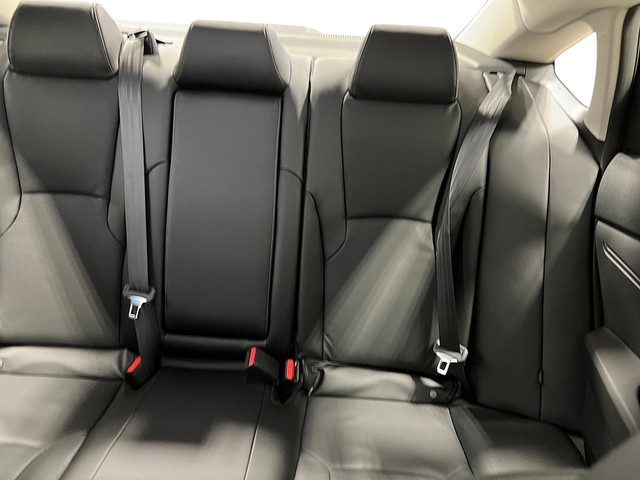 Honda Accord Hybrid Vehicle Full-screen Gallery Image 28