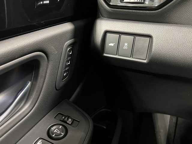 Honda Pilot Vehicle Full-screen Gallery Image 17