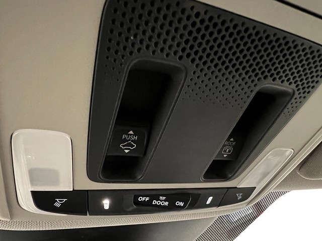 Honda Pilot Vehicle Full-screen Gallery Image 18