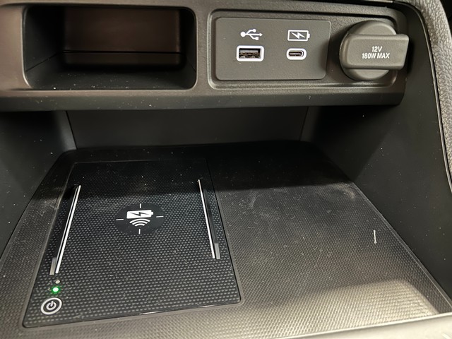 Honda Pilot Vehicle Full-screen Gallery Image 22