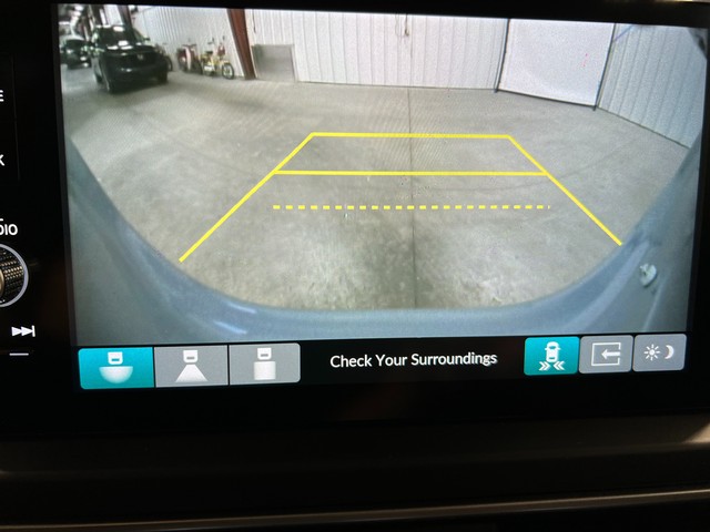 Honda Pilot Vehicle Full-screen Gallery Image 25