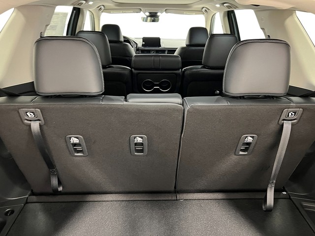 Honda Pilot Vehicle Full-screen Gallery Image 31