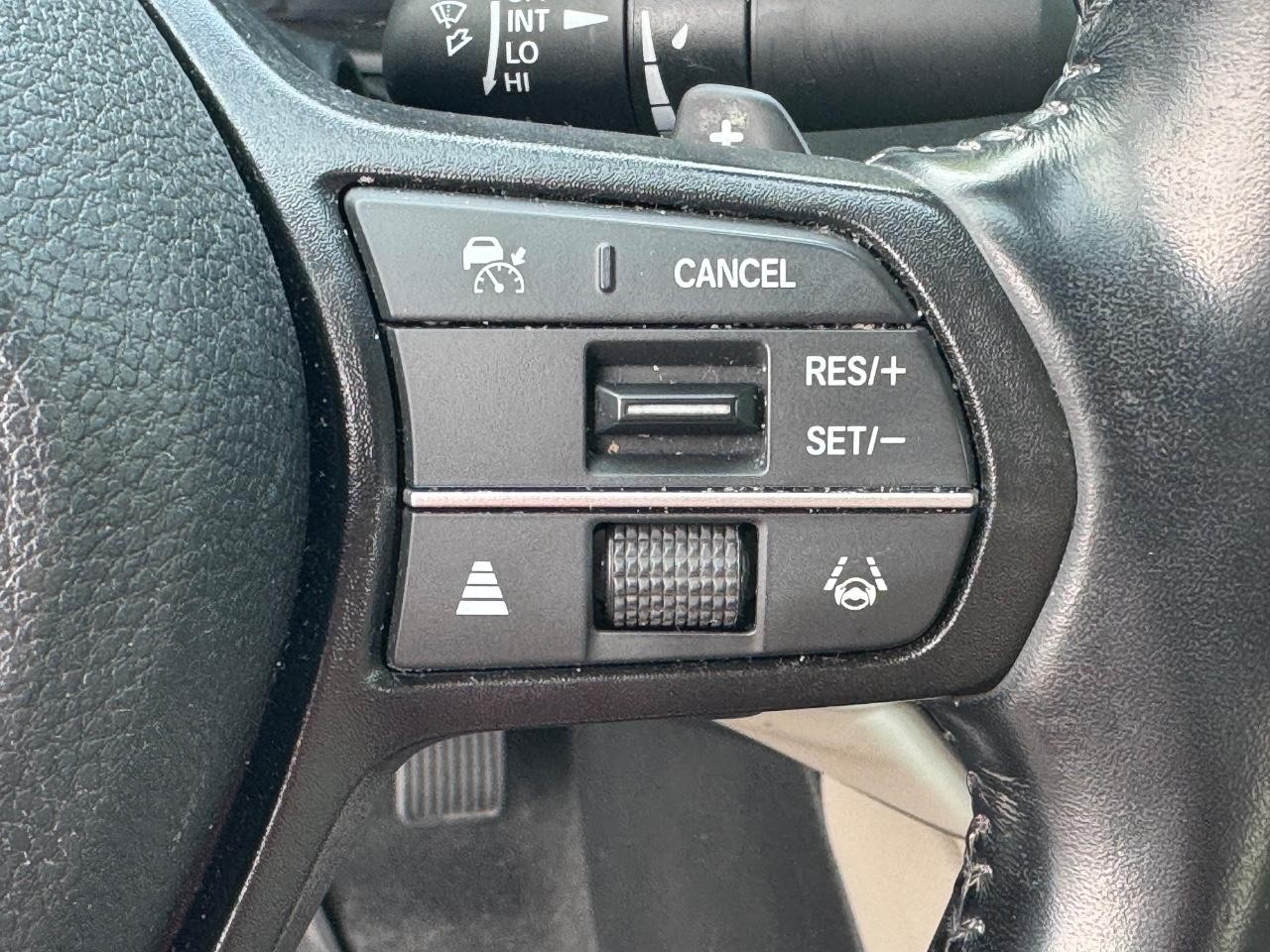 Honda Accord Hybrid Vehicle Full-screen Gallery Image 22