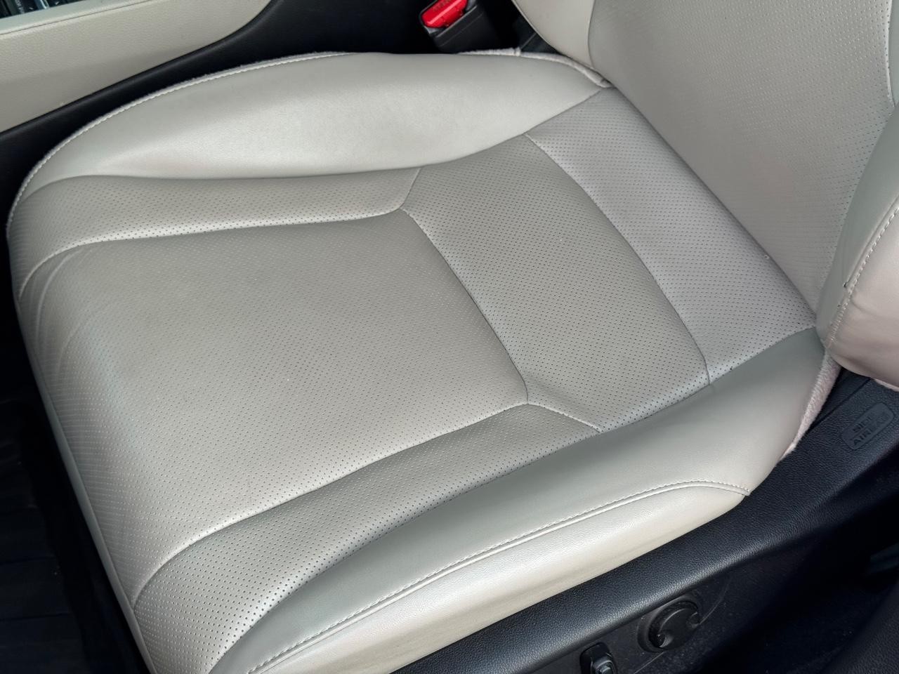 Honda Accord Hybrid Vehicle Full-screen Gallery Image 25