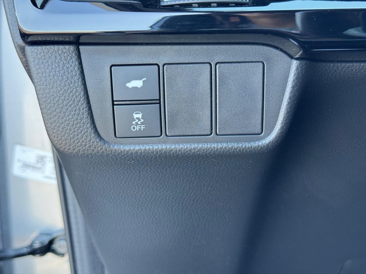 Honda CR-V Hybrid Vehicle Full-screen Gallery Image 23