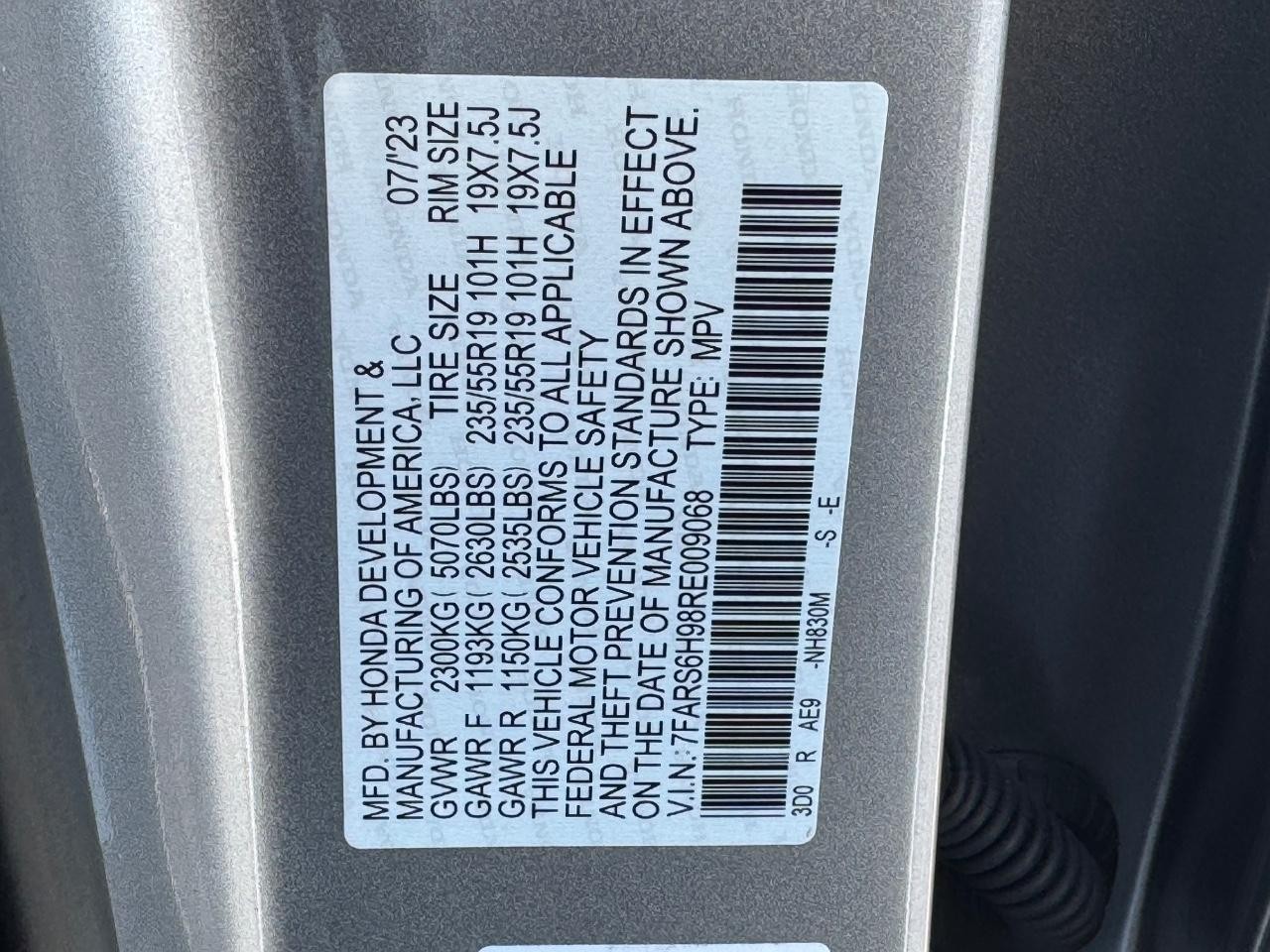 Honda CR-V Hybrid Vehicle Full-screen Gallery Image 28