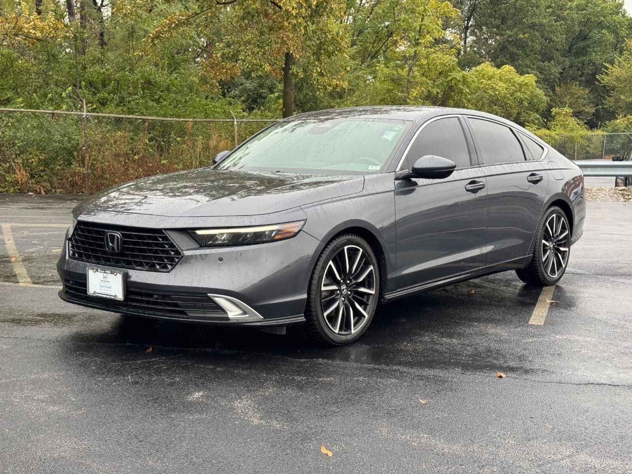Honda Accord Hybrid Vehicle Full-screen Gallery Image 08