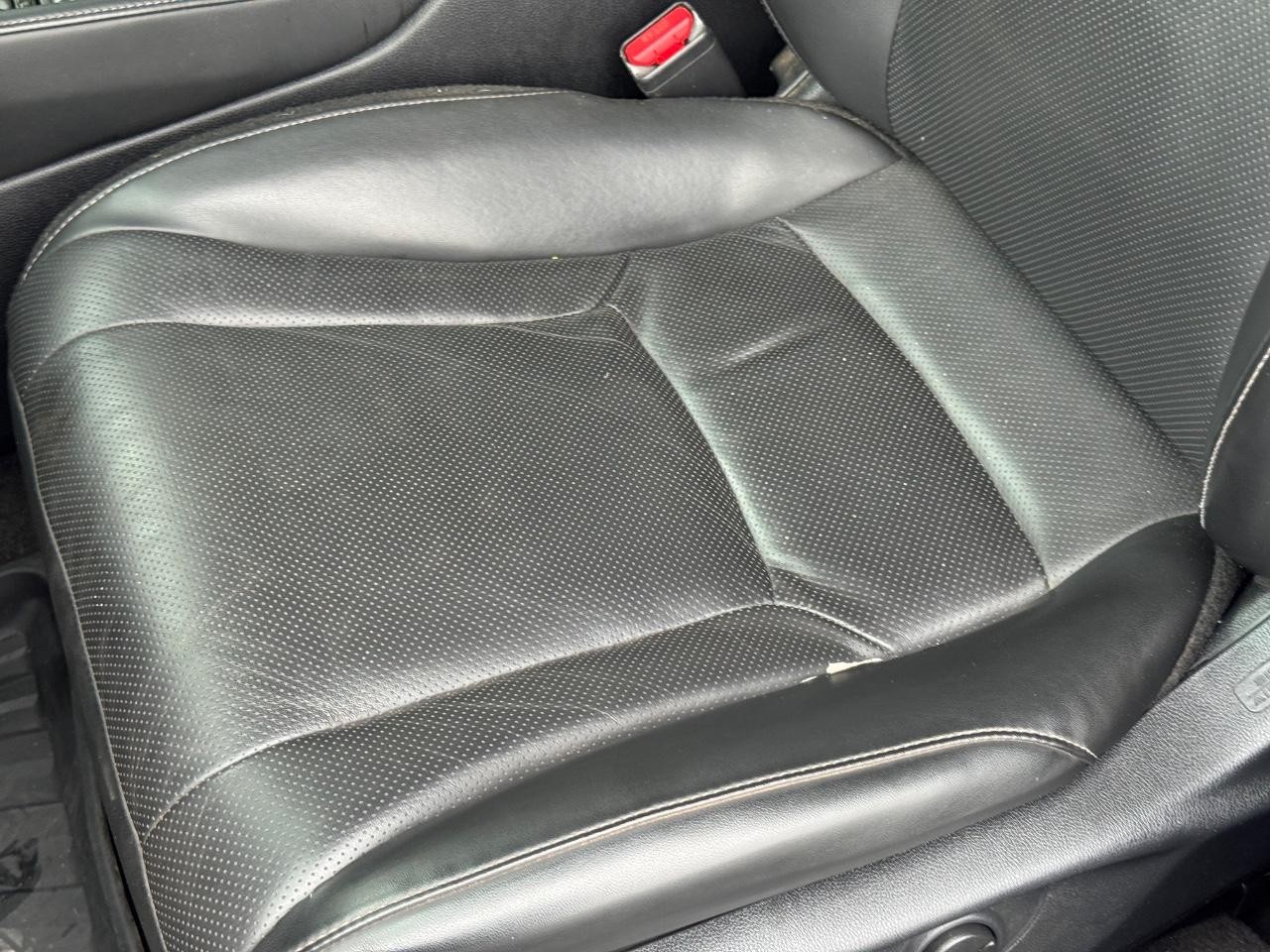 Honda Accord Hybrid Vehicle Full-screen Gallery Image 26