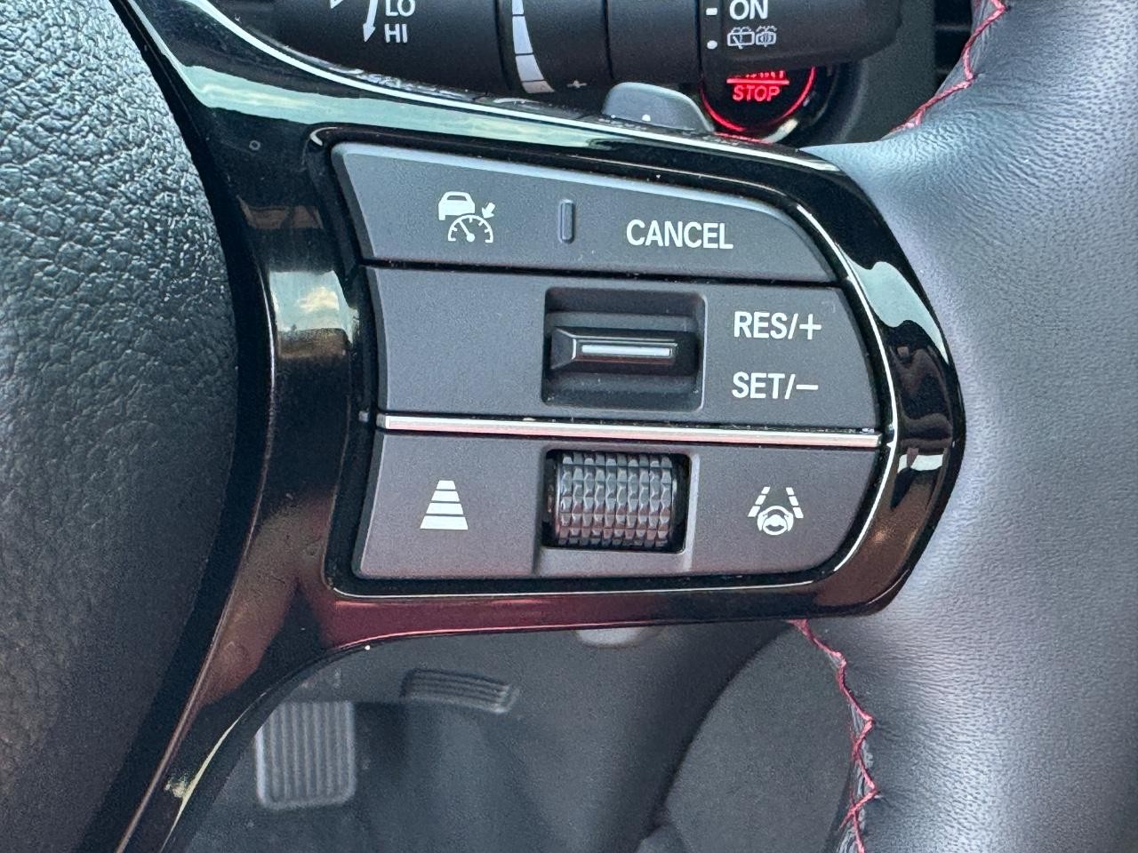 Honda Pilot Vehicle Full-screen Gallery Image 23