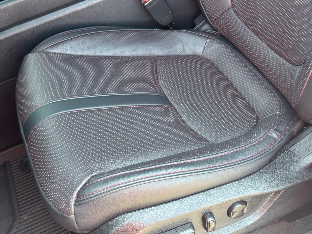 Honda Pilot Vehicle Full-screen Gallery Image 29