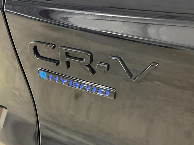 Honda CR-V Hybrid Vehicle Full-screen Gallery Image 06