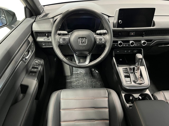 Honda CR-V Hybrid Vehicle Full-screen Gallery Image 17