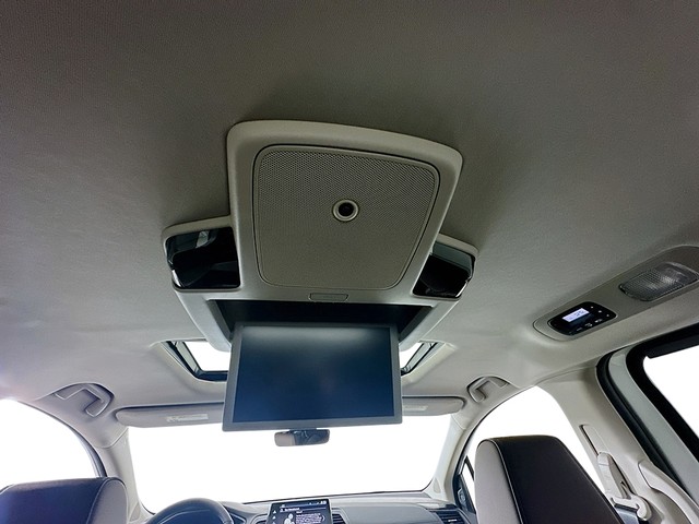 Honda Odyssey Vehicle Full-screen Gallery Image 26