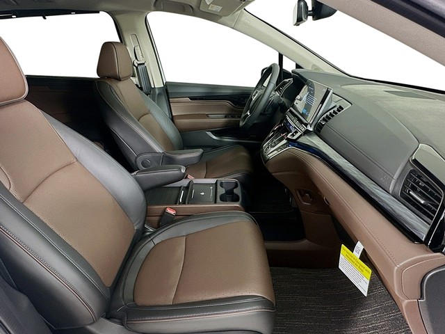 Honda Odyssey Vehicle Full-screen Gallery Image 31