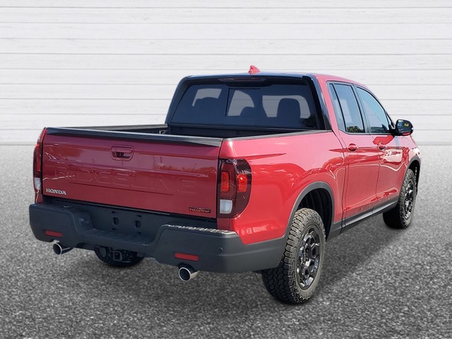 Honda Ridgeline Vehicle Full-screen Gallery Image 03