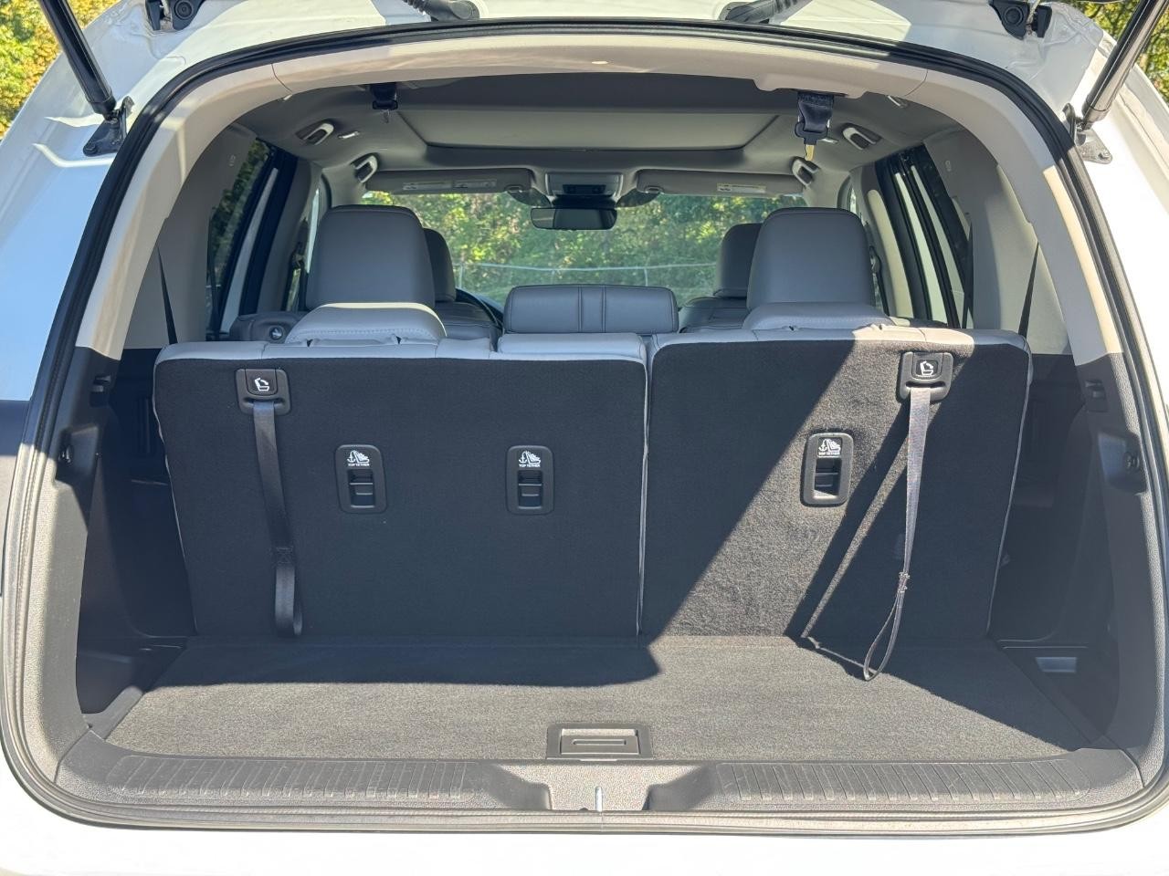 Honda Pilot Vehicle Full-screen Gallery Image 04