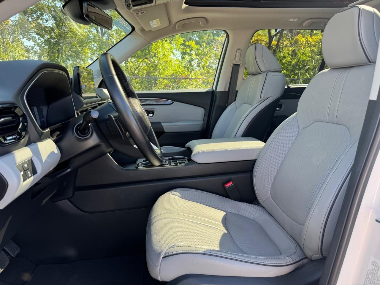 Honda Pilot Vehicle Full-screen Gallery Image 19