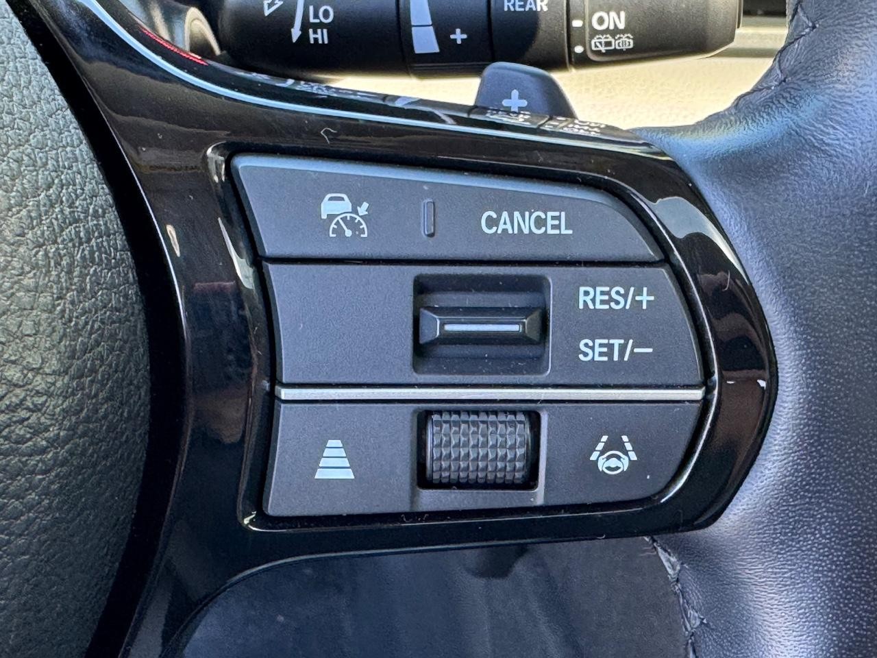 Honda Pilot Vehicle Full-screen Gallery Image 23