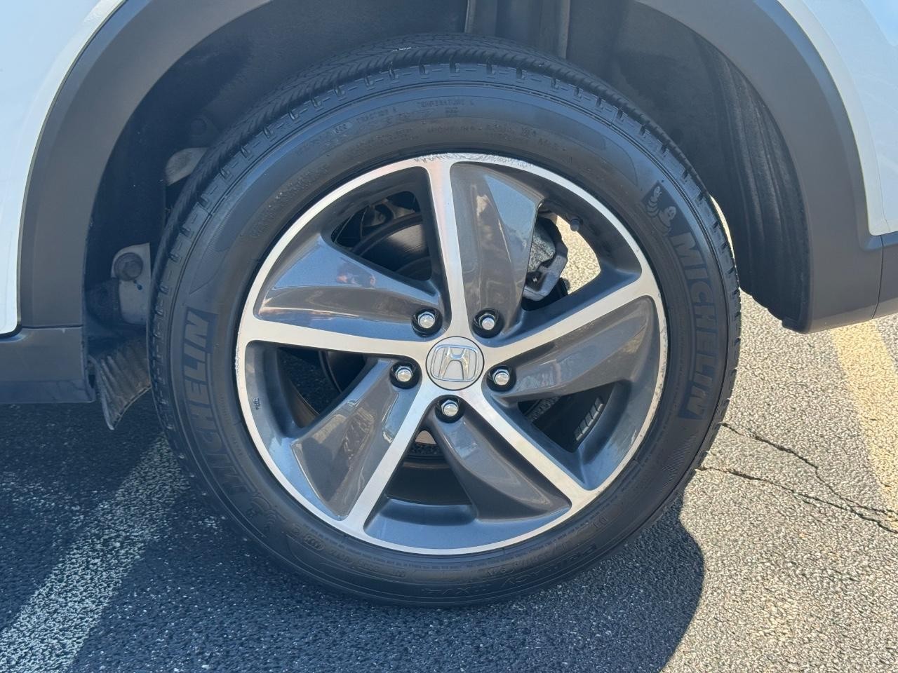 Honda HR-V Vehicle Full-screen Gallery Image 07