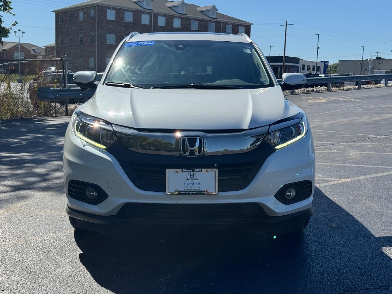 Honda HR-V Vehicle Full-screen Gallery Image 09