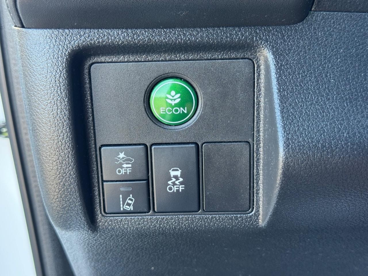 Honda HR-V Vehicle Full-screen Gallery Image 22