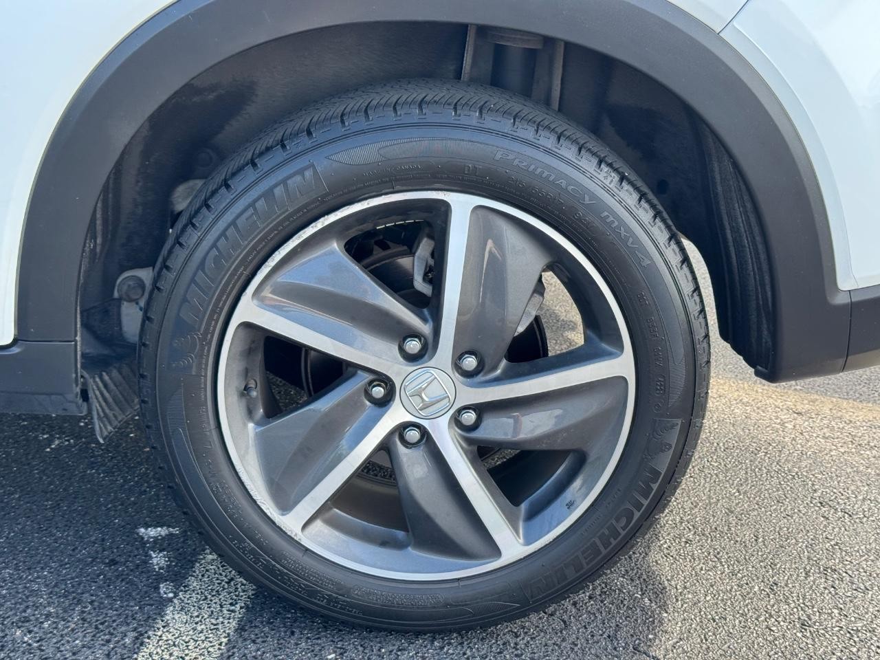 Honda HR-V Vehicle Full-screen Gallery Image 33