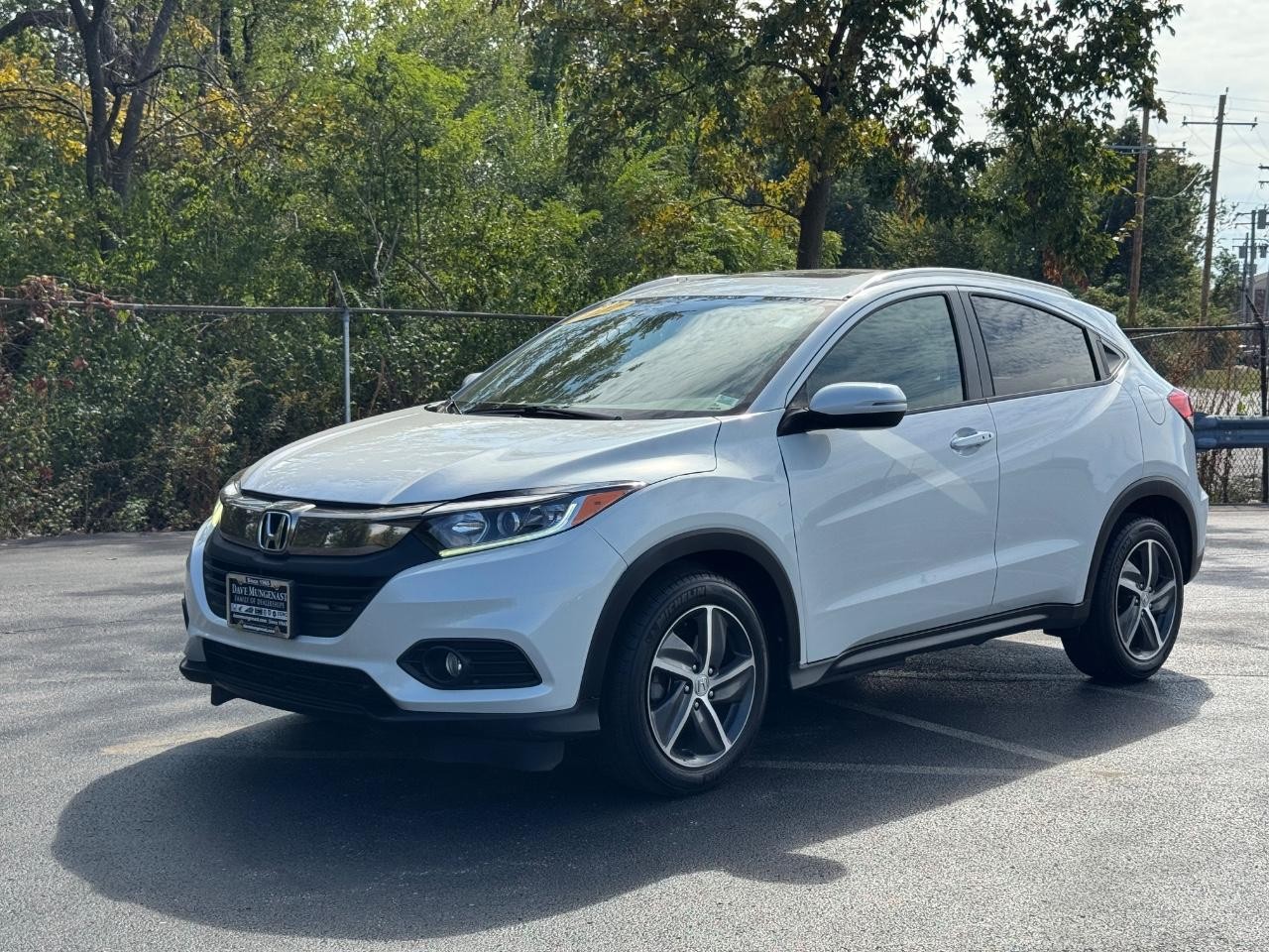 Honda HR-V Vehicle Full-screen Gallery Image 34