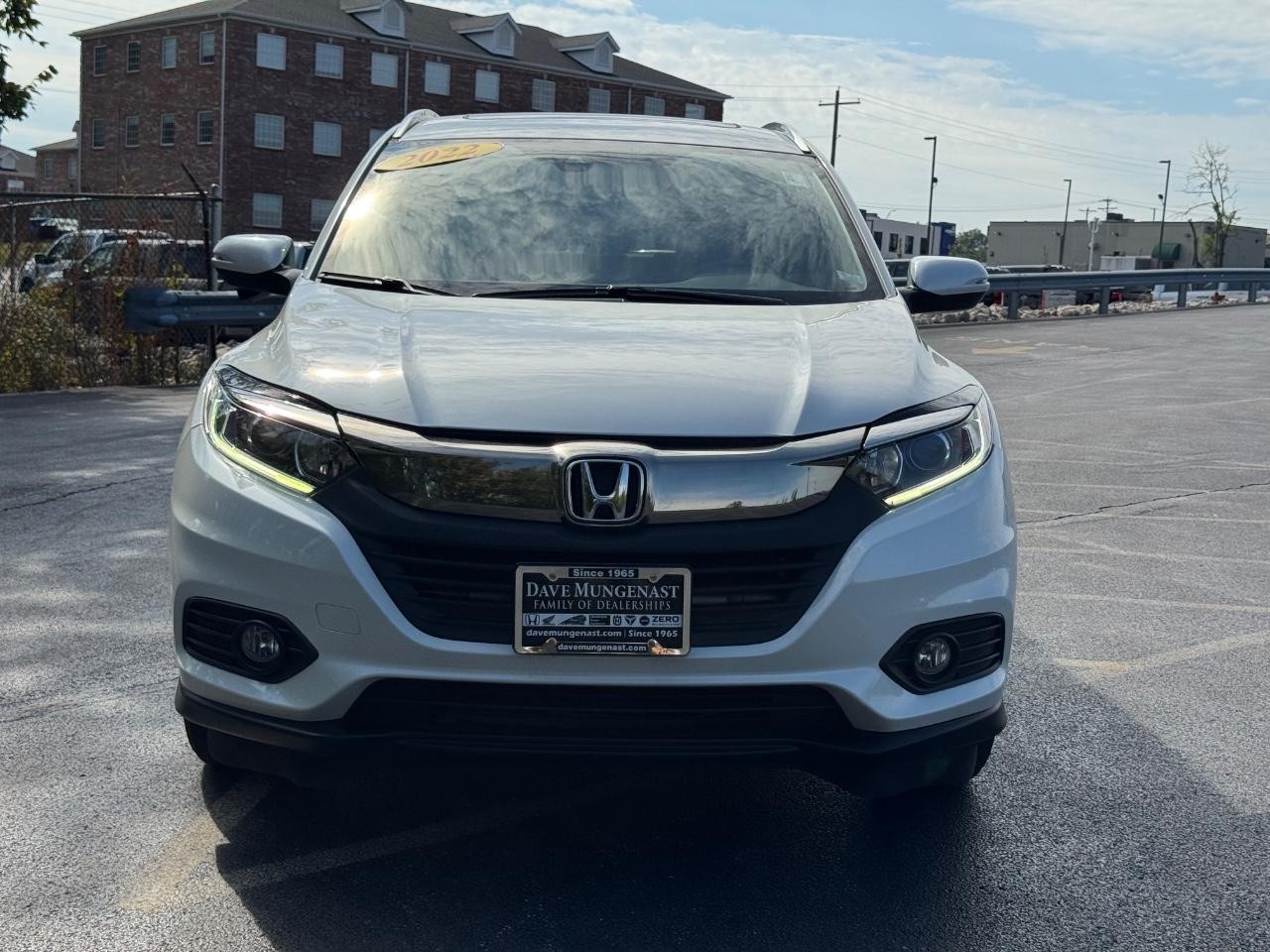 Honda HR-V Vehicle Full-screen Gallery Image 35