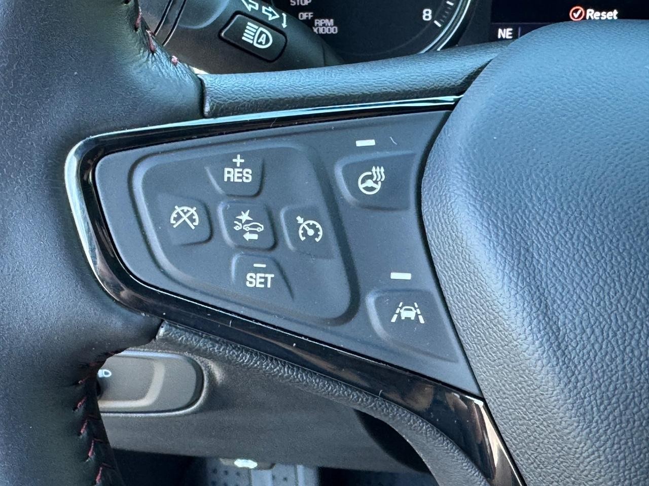 Chevrolet Equinox Vehicle Full-screen Gallery Image 20