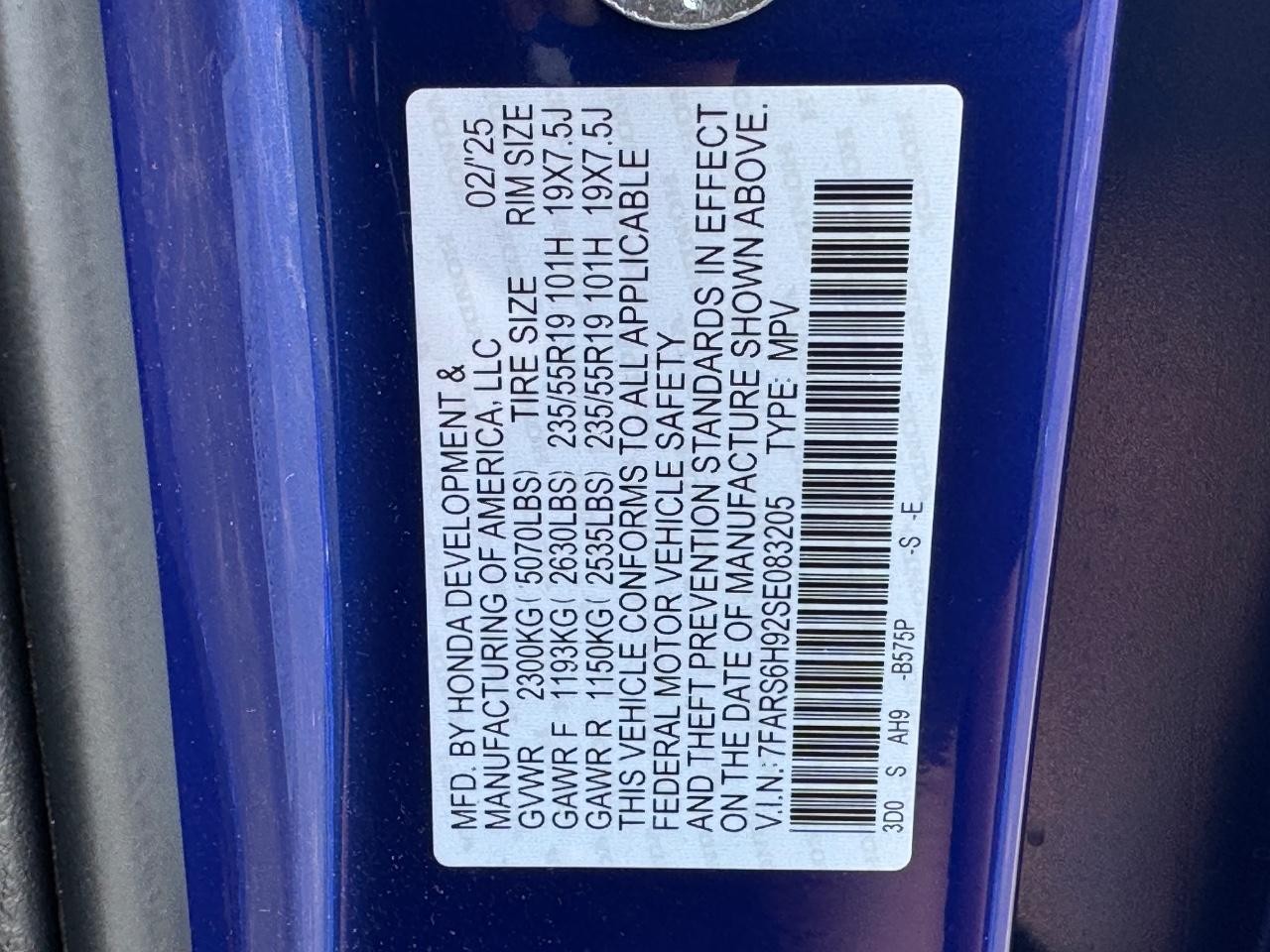 Honda CR-V Hybrid Vehicle Full-screen Gallery Image 28